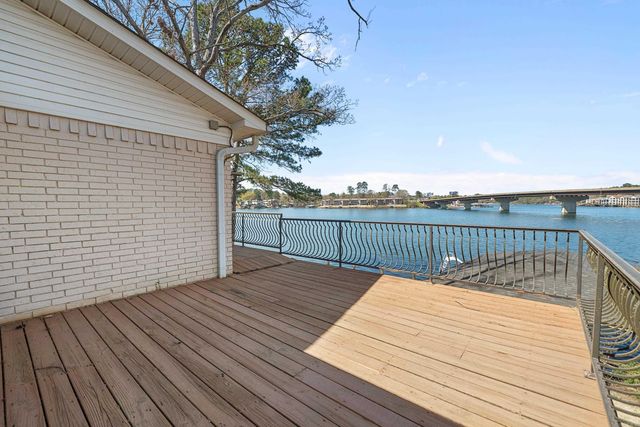 123 Bridgeview, Hot Springs, AR 71913