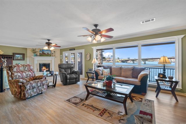 123 Bridgeview, Hot Springs, AR 71913