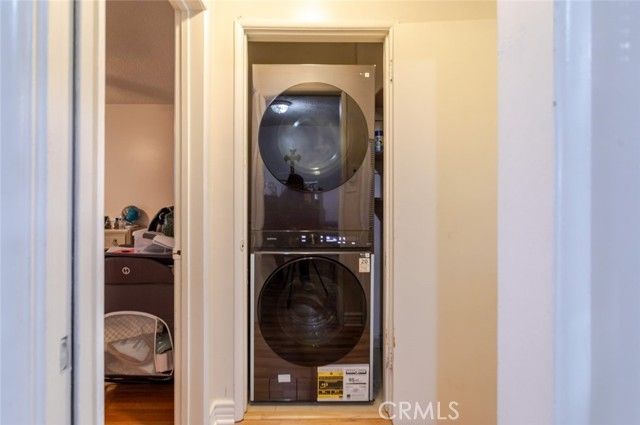 12806 Oxnard Street, North Hollywood (los Angeles), CA 91606