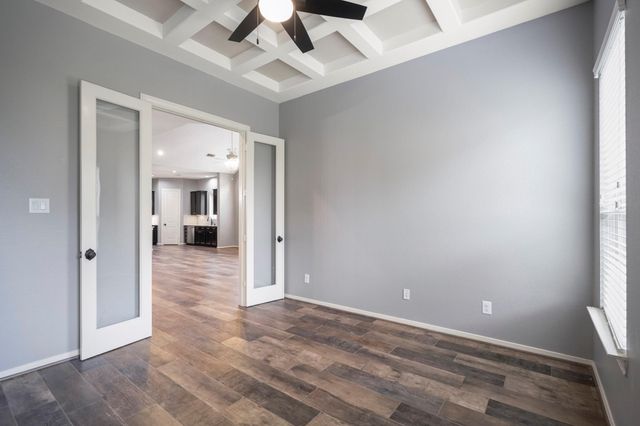 104 Camden Hills Drive, Montgomery, TX 77356