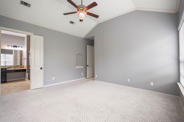 104 Camden Hills Drive, Montgomery, TX 77356