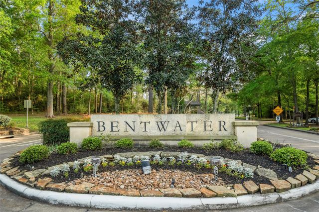 104 Camden Hills Drive, Montgomery, TX 77356