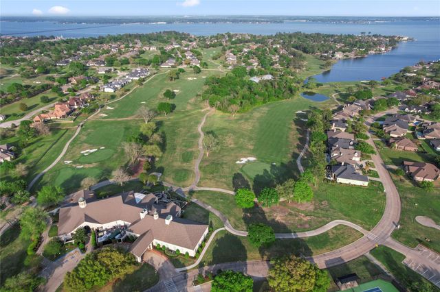 104 Camden Hills Drive, Montgomery, TX 77356