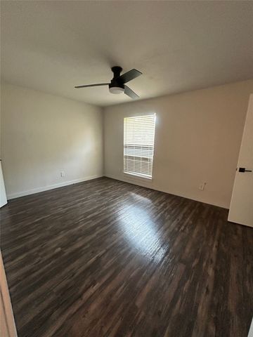 3627 Almazan Drive 118, Dallas, TX 75220