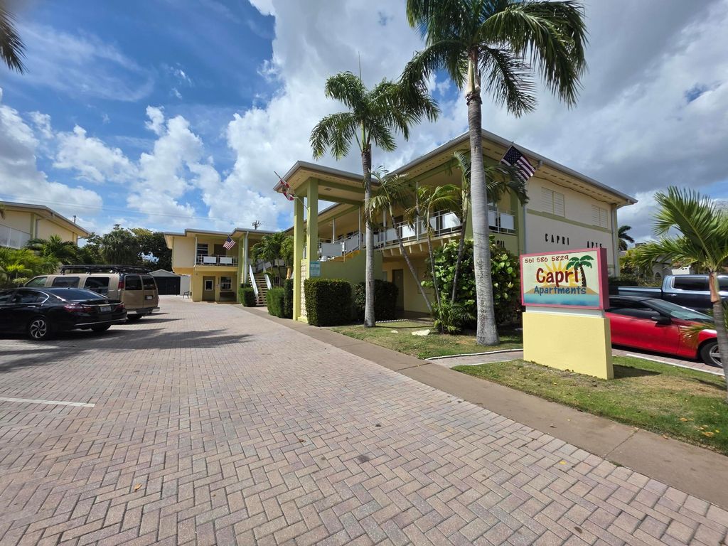 911 N Federal Highway 106, Lake Worth Beach, FL 33460