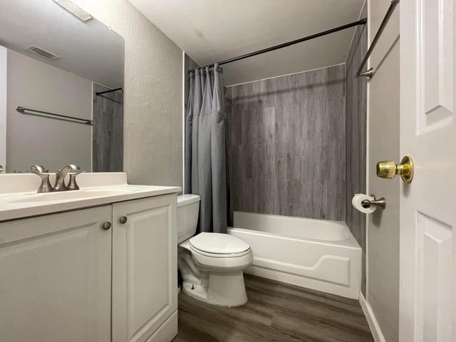 2967 Riverside Drive, Coral Springs, FL 33065