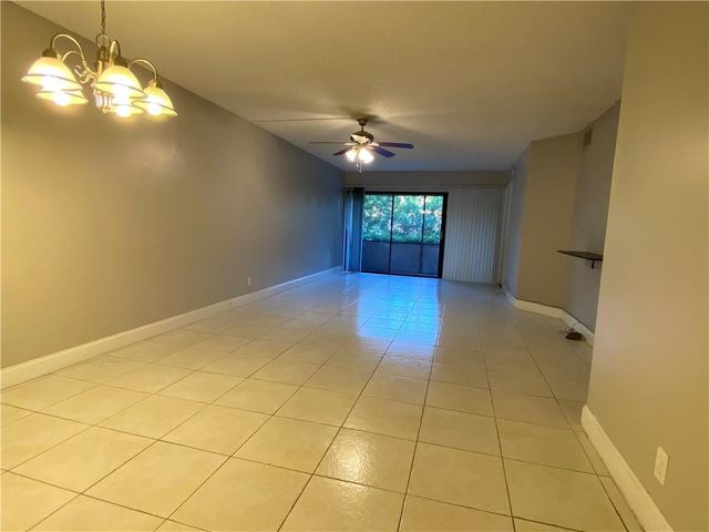 2967 Riverside Drive, Coral Springs, FL 33065