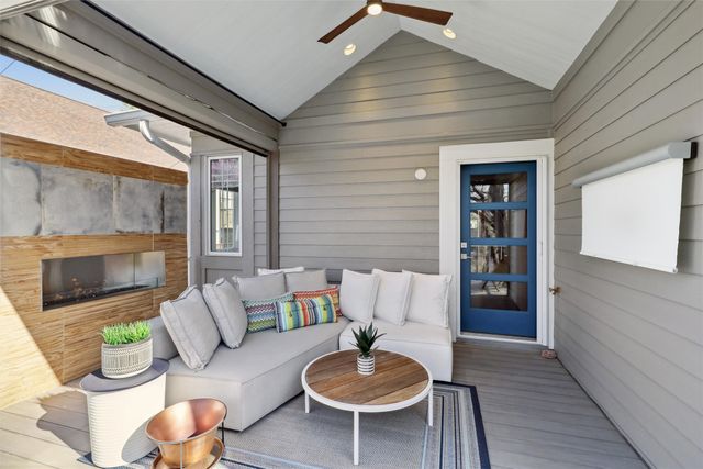 5740 Walnut Hill Avenue, Des Moines, IA 50312