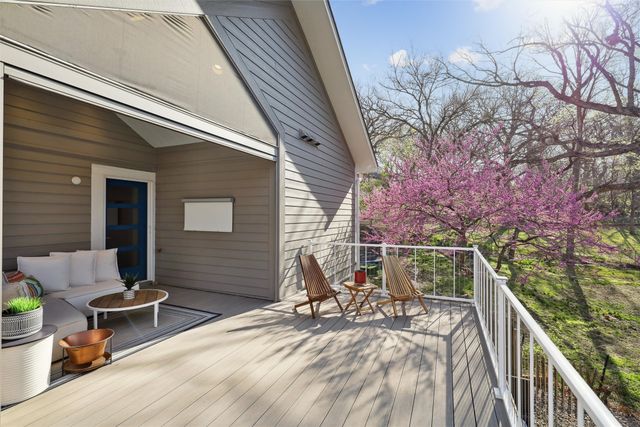 5740 Walnut Hill Avenue, Des Moines, IA 50312