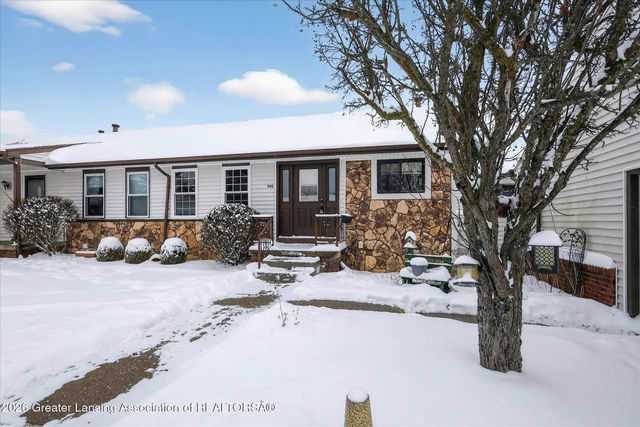 500 Red Cedar Boulevard, Williamston, MI 48895