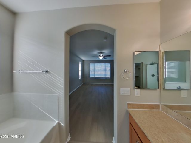 6624 S 45TH Glen, Laveen, AZ 85339