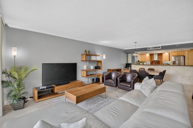 4750 S Ocean Boulevard 108, Highland Beach, FL 33487