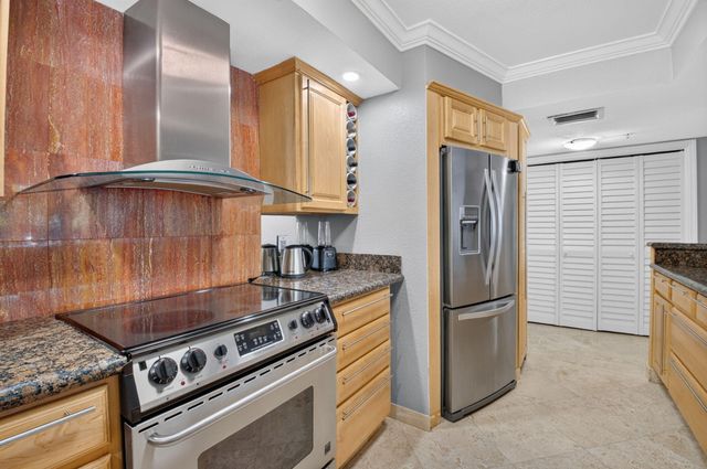 4750 S Ocean Boulevard 108, Highland Beach, FL 33487