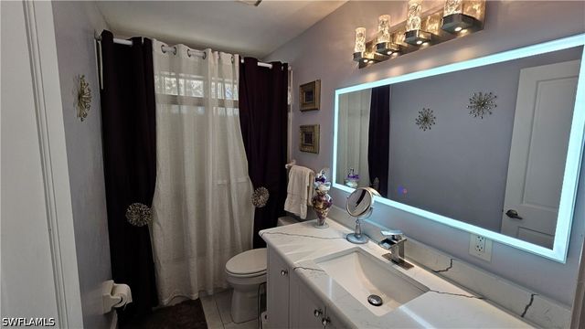 5061 Mahogany Ridge DR, Naples, FL 34119