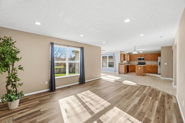 6906 Buell Lane 6906 Buell Lane, Dayton, OH 45424