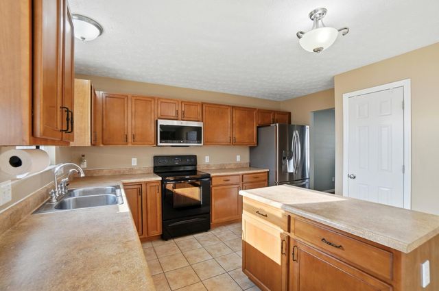 6906 Buell Lane 6906 Buell Lane, Dayton, OH 45424