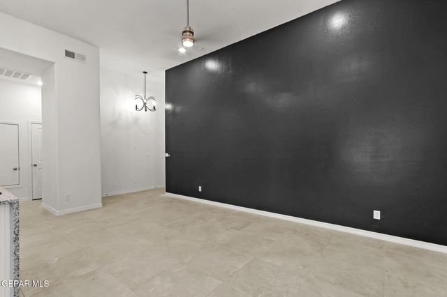 6010 Ashwood Avenue, Santa Teresa, NM 88008