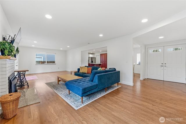 11217 NE 147th Street, Kirkland, WA 98034