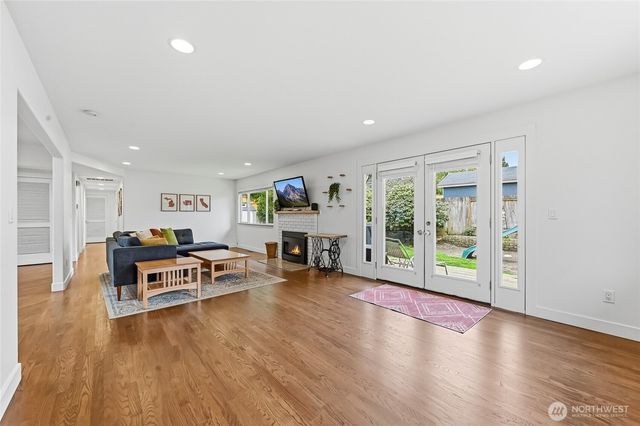 11217 NE 147th Street, Kirkland, WA 98034