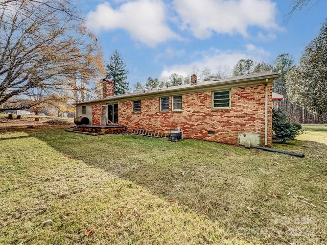 313 Lake Montonia Road, Kings Mountain, NC 28086