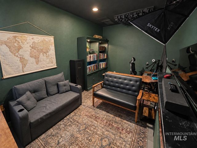 4211 N Jennifer Pl, Boise, ID 83704