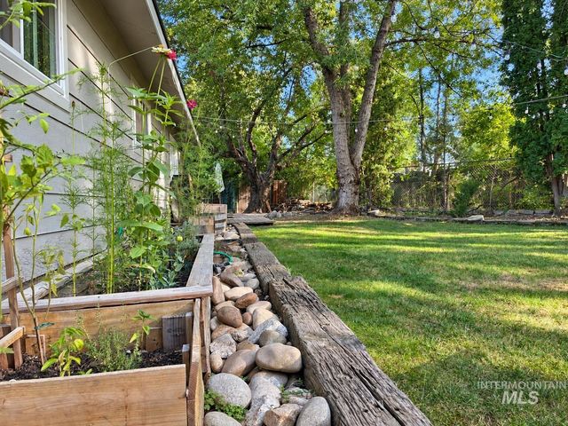 4211 N Jennifer Pl, Boise, ID 83704