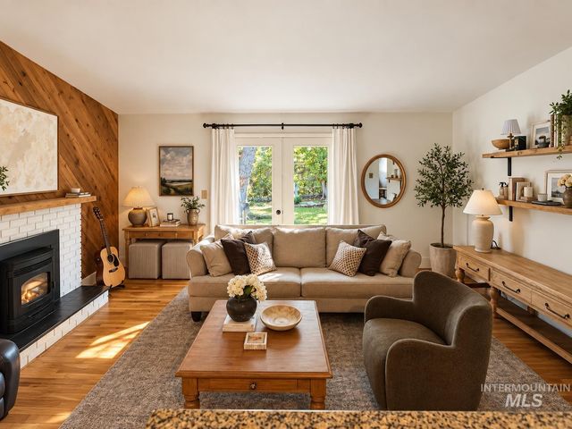 4211 N Jennifer Pl, Boise, ID 83704