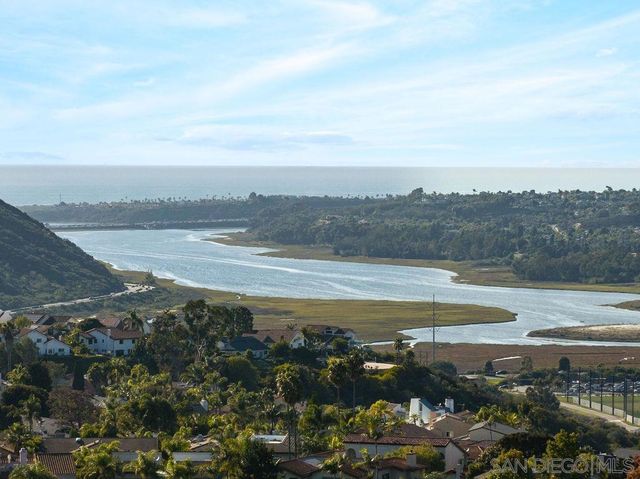 2606 Galicia Way, Carlsbad, CA 92009