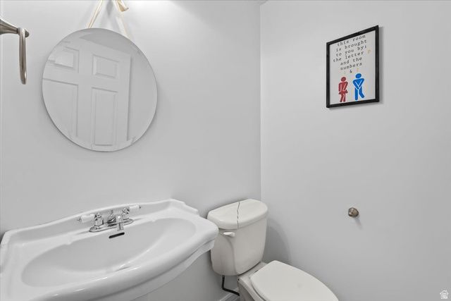 1132 N 780 W, Clinton, UT 84015