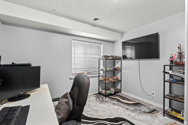 1132 N 780 W, Clinton, UT 84015