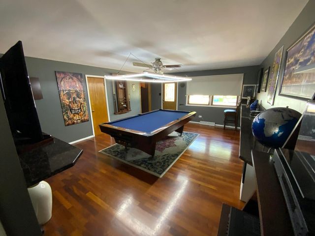 378 Oakwood Drive, Crete, IL 60417