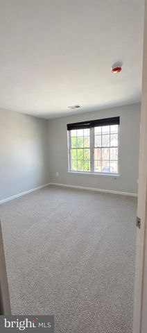 305 HOWARDS TRUST CT, Glen Burnie, MD 21060
