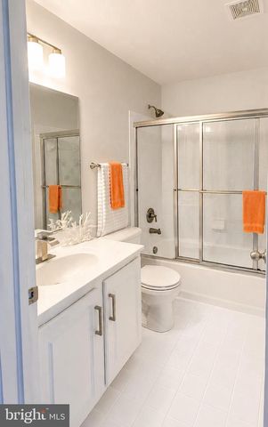 305 HOWARDS TRUST CT, Glen Burnie, MD 21060