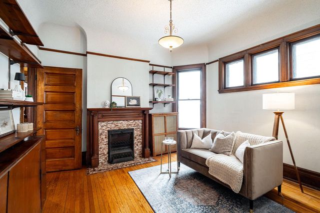 2859 N Marietta AVENUE, Milwaukee, WI 53211