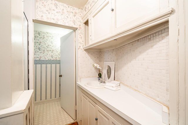 2859 N Marietta AVENUE, Milwaukee, WI 53211