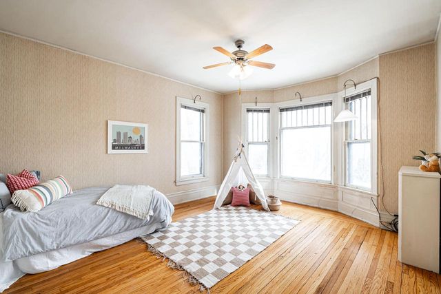 2859 N Marietta AVENUE, Milwaukee, WI 53211