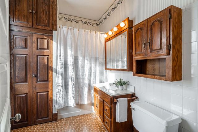 2859 N Marietta AVENUE, Milwaukee, WI 53211