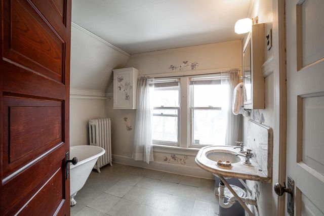 2859 N Marietta AVENUE, Milwaukee, WI 53211