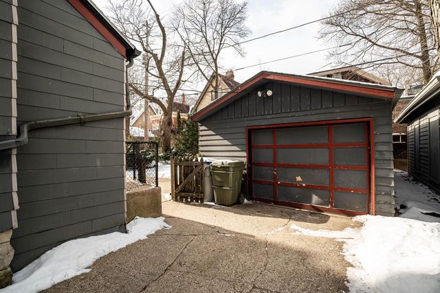 2859 N Marietta AVENUE, Milwaukee, WI 53211