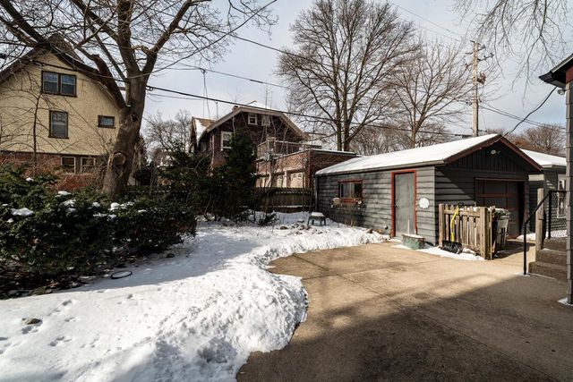 2859 N Marietta AVENUE, Milwaukee, WI 53211