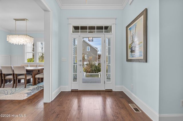 2525 Royal Palm Lane, Wilmington, NC 28409