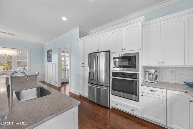 2525 Royal Palm Lane, Wilmington, NC 28409