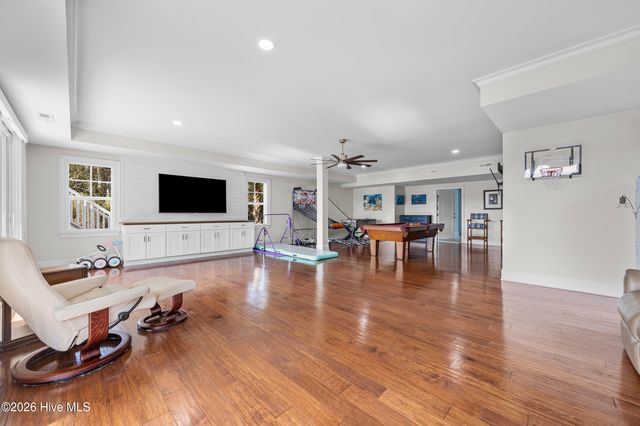 2525 Royal Palm Lane, Wilmington, NC 28409