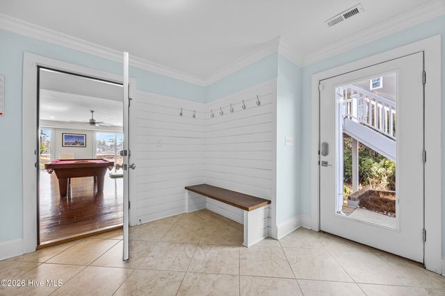 2525 Royal Palm Lane, Wilmington, NC 28409