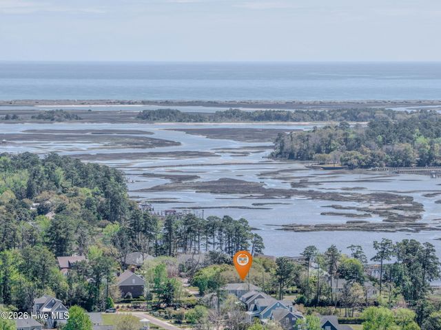 2525 Royal Palm Lane, Wilmington, NC 28409