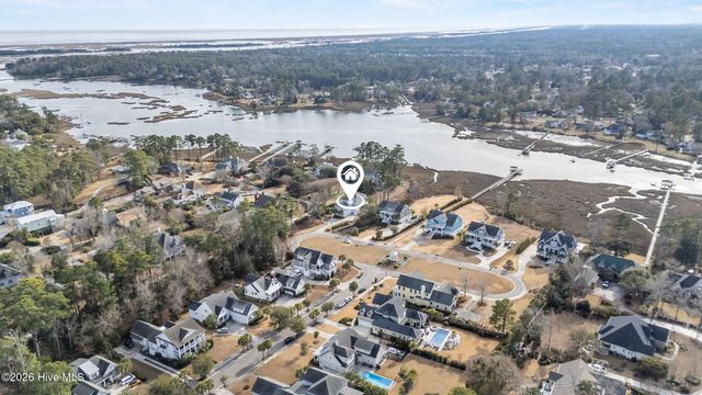 2525 Royal Palm Lane, Wilmington, NC 28409
