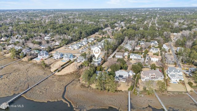 2525 Royal Palm Lane, Wilmington, NC 28409