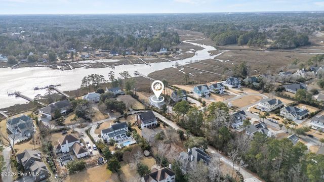 2525 Royal Palm Lane, Wilmington, NC 28409