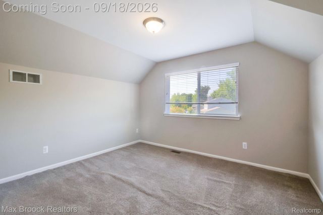 1080 Oregon Boulevard, Waterford Charter Township, MI 48327