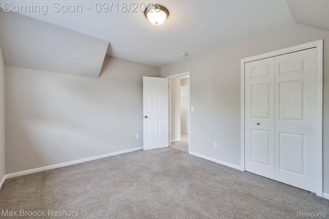 1080 Oregon Boulevard, Waterford Charter Township, MI 48327